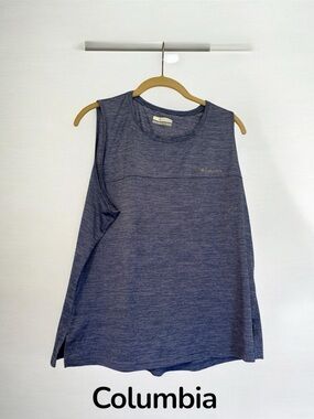 Columbia Women's Blue Sleeveless Performance Tank